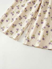 SHEIN LMoss Kids Bộ đồ bé gái gồm áo hai dây và quần dài họa tiết hoa nhí xếp nếp, thích hợp cho kỳ nghỉ. - Nhiều màu - Xem 7