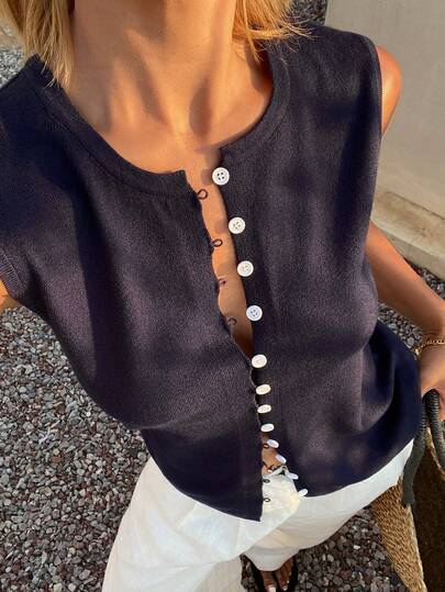 DAZY Women's Solid Color Fitted Waist Round Neck Sleeveless Casual Vacation Lightweight Knit Vest Jacket, Summer