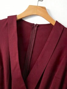 SHEIN PETITE CURVE 大码女士休闲纯色V领无袖金属扣腰带长款连体裤，适合居家和通勤；酒红色连体裤；阔腿连体裤；女士裤装；派对连体裤；优雅长款连体裤 - 酒紅色 - 查看 5