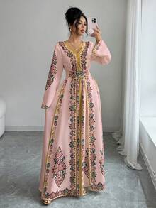 Elenzga 新款春夏波西米亚风中东复古印花V领收腰蝙蝠袖长款睡袍，饰有金色滚边 - 粉色 - 查看 3