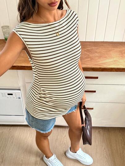 SHEIN Áo thun bầu cổ tròn tay ngắn kẻ sọc, kiểu dáng thường ngày, đa năng.