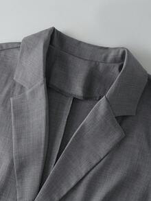 SHEIN Clasi 大码女式条纹拼接商务西装外套+宽松休闲通勤短裤套装，春秋季 - 灰色 - 查看 3