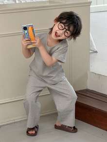 DAZY 2件套幼儿男童休闲条纹短袖上衣和裤子套装，家居服和外套 - 灰色 - 查看 4