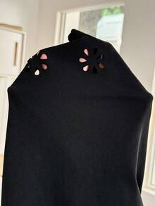 SHEIN Leggings cortos de maternidad de unicolor con diseño hueco y cintura ajustable - Negro - Ver 6