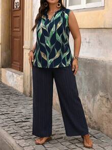 SHEIN VCAY Plus Size Vacation Solid Color V-Neck Shirt And Floral Print Pants Two Pieces Set - Royal Blue - View 4
