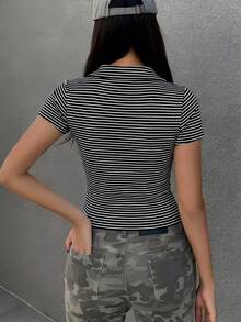 Camiseta de manga corta casual de corte ajustado con cuello de solapa y unicolor, estilo preppy para mujer - Negro 2 - Ver 5