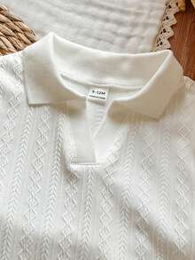 SHEIN Vintaside Kids 男婴夏季针织菱形图案V领短袖上衣套装（2件套），包含上衣和配套短裤，时尚简约学院风，无图案，宽松版型，适合外出、休闲和轻度运动。 - 白色 - 查看 4