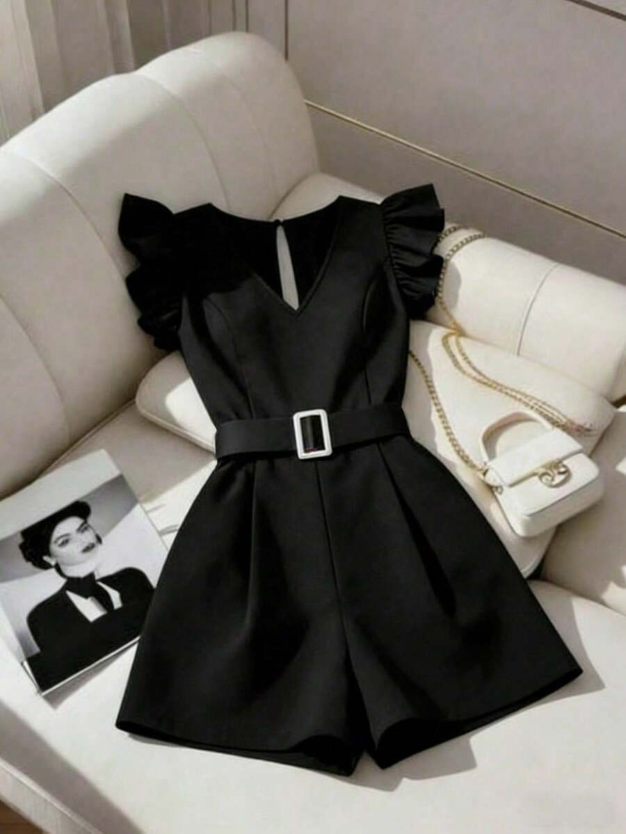 GlowEve Mono informal de mujer con cuello en V tejido, mangas cortas y hebilla metálica en la cintura - Negro - Ver 1