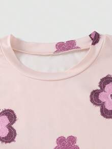 SHEIN Explorewe Bộ 2 món cho bé gái tuổi teen, gồm áo thun tay ngắn dáng rộng in họa tiết hoa cổ điển và quần short bó sát, trang phục mùa hè. - Nhiều màu - Xem 7
