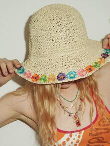 Popjeli 1 Pièce Chapeau De Paille À La Mode Pour Femmes Pour L'été, Le Voyage En Plein Air, La Plage, Etc. Il Est Pliable Avec Un Rebord Enroulé Et Une Fonction Pare-soleil. C'est Également Une Cadeau De Ventilation Coupe-vent, Adapté À La Vie Quotidienne. Boho - Chapeau de paille à fleurs colorées - Voir 3