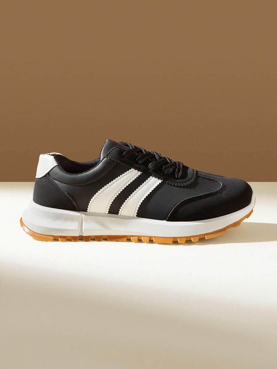 CUCCOO EASI 女士休闲运动鞋 - 黑與白 - 查看 1