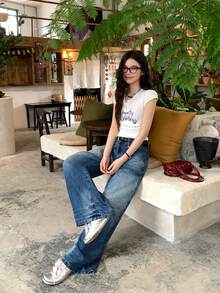 DAZY 女士宽松版型做旧花卉刺绣牛仔裤 - 藍色 - 查看 6