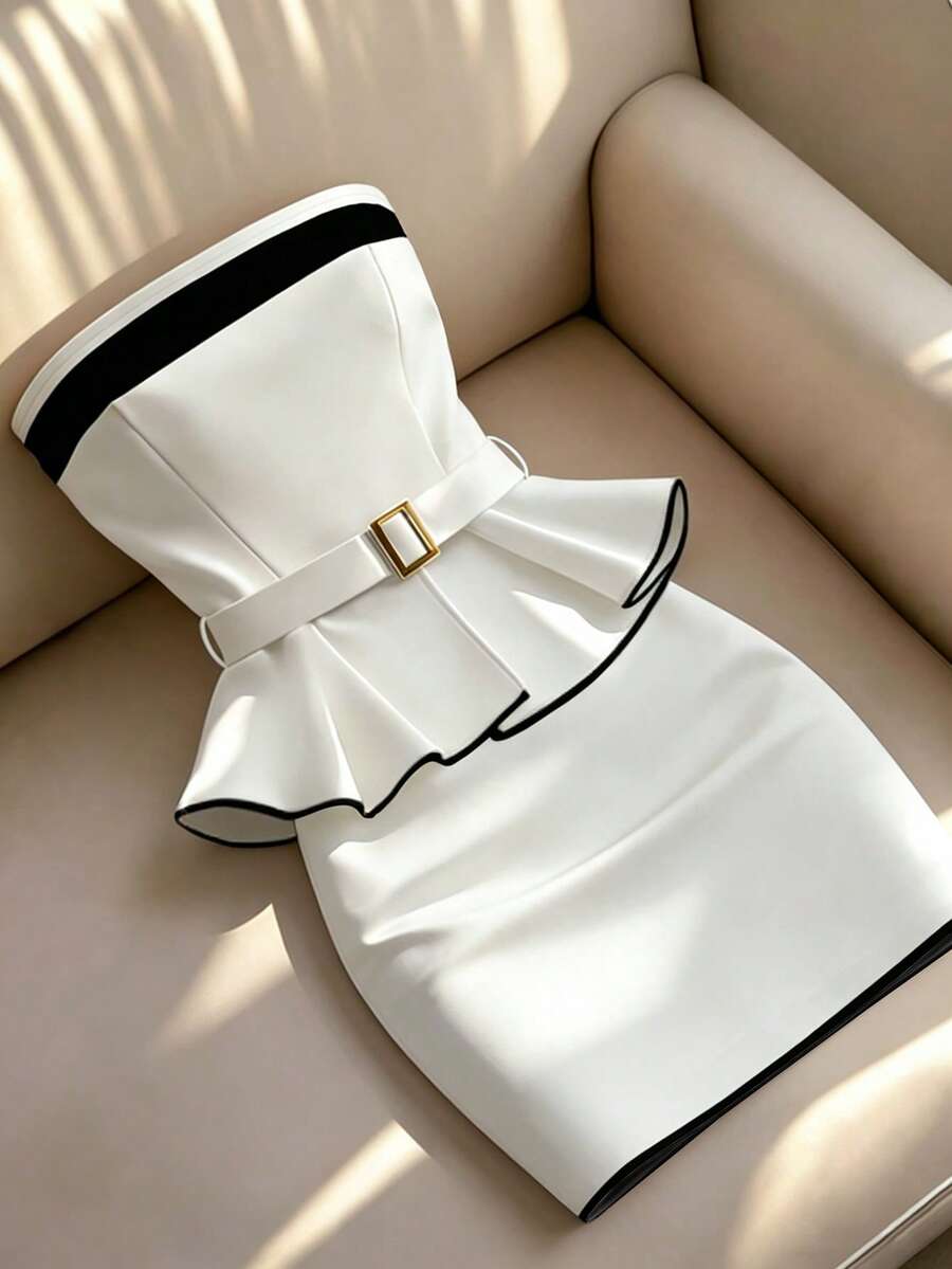 Franclia Conjunto de 2 piezas de top bandeau con volantes en el bajo y falda mini elegante con cinturón de hebilla plisado en la cintura para vacaciones de mujer - Blanco y Negro - Ver 1