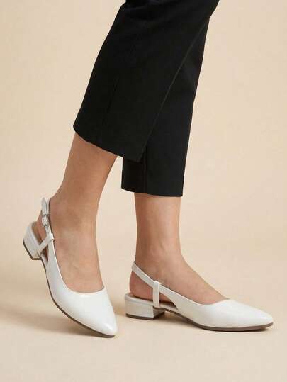 Zapatilla destalonada, zapatilla tacón bajo, zapatilla puntal, zapatilla con hebilla, zapato elegante mujer, calzado femenino de vestir, zapatilla cómoda