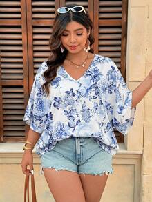 SHEIN VCAY Blusa holgada con cuello en V, estampado floral tropical y mangas con volantes, para vacaciones y verano, tallas grandes - Azul y blanco - Ver 5