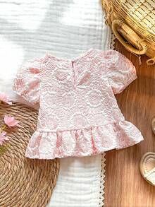 SHEIN Vintaside Kids 女婴衬衫，采用独特的印花面料，乡村度假风格，可爱时尚，适合春夏穿着，带有蝴蝶结装饰。 - 粉色 - 查看 2