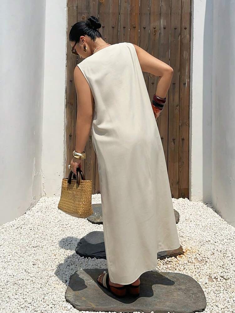 Dazy Plus Embroidered Sleeveless V-Neck Plus Size Women's Maxi Dress, Vacation Vibe, Spring/Summer
