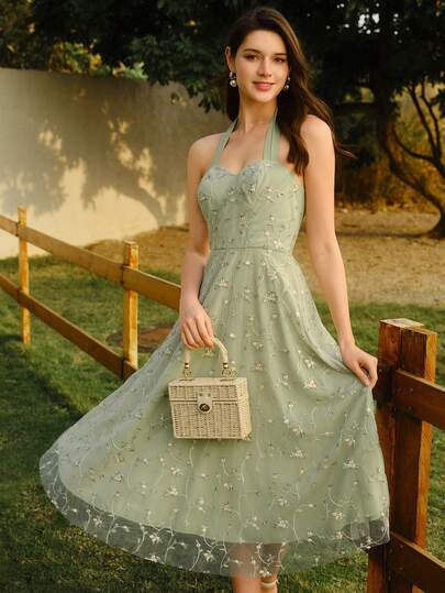 Vintamour Vintage Classic Elegant Women's Dress, Spring/Summer Fitted Embroidered Halter Dress, Tie Bow Dress, Green Umbrella Hem Dress
