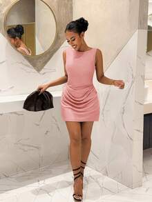 Slaydiva Đầm mini dáng chữ A không tay cổ chữ V, eo nhún, lưng hở, đính chuỗi ngọc trai, chất liệu satin co giãn, màu nâu, thích hợp cho tiệc sinh nhật, Lễ tình nhân, Halloween, Giáng sinh, đám cưới. - Màu Hồng baby - Xem 4