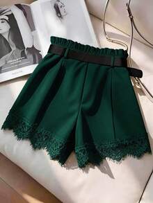 GlowEve CURVE Celana Pendek Kasual Elegan Model Paper Bag Pinggang Warna Polos dengan Patchwork Renda Ukuran Plus, Warna Hijau Formal Musim Panas - Dark Green - View 2
