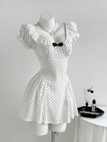 Elamini 甜美波点拼接荷叶边花瓣袖蝴蝶结腰身可爱迷你连衣裙 - 白色 - 查看 3