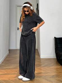 SHEIN EZwear 女士休闲运动字母印花短袖T恤和裤子套装，日常穿着 - 黑色 - 查看 5