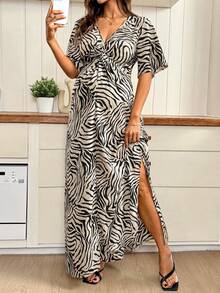 SHEIN Đầm ngắn tay xẻ tà bên hông họa tiết da báo dành cho bà bầu, thích hợp cho kỳ nghỉ. - Màu Khaki - Xem 1