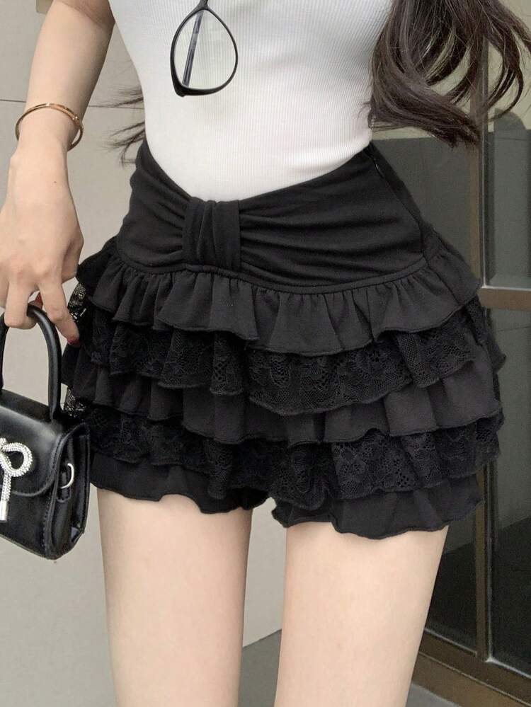 Spring & Summer Black Skirt Leggings, Loose Casual Fashion Design Waist Twist Cinched Hollow Lace Patchwork Cake Skirt, Outdoor Street Style Skirt For Women