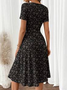 SHEIN Clasi Đầm hoa nhí dáng lửng thanh lịch, phong cách thường ngày dành cho nữ, trang phục mùa hè. - Nhiều màu - Xem 4