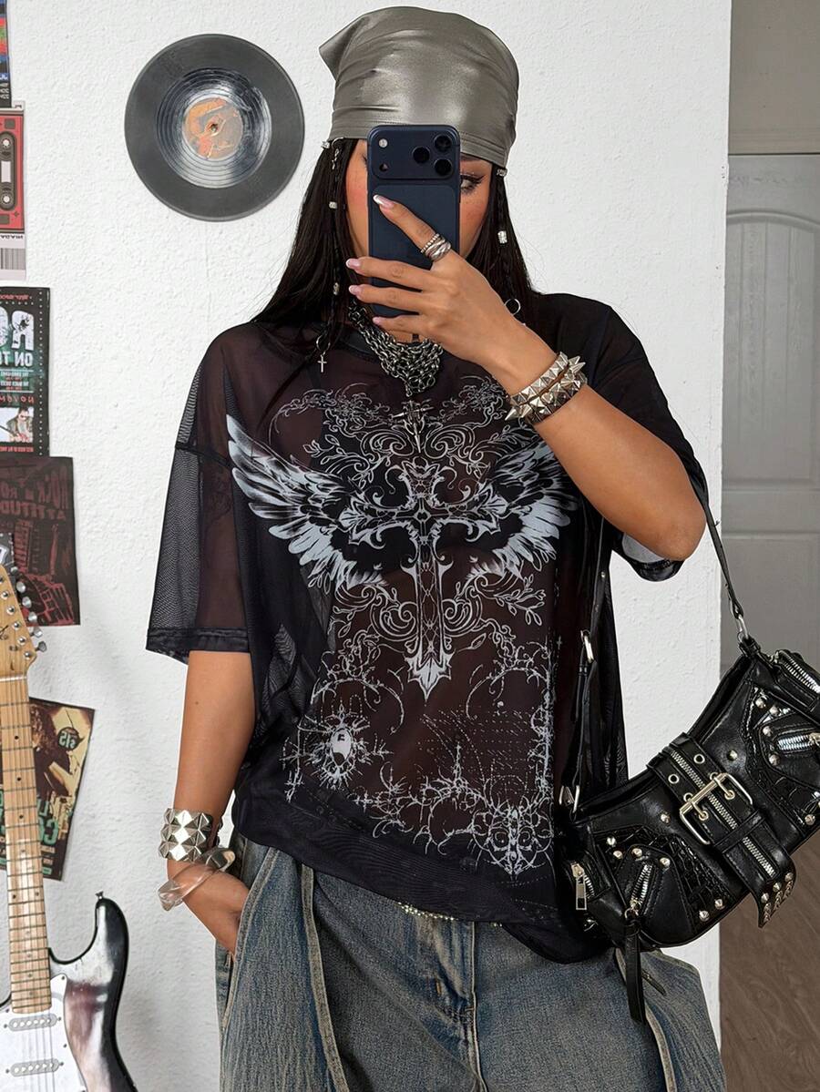 Coolane T-shirt oversize noir confortable, respirant et extensible avec graphiques vintage sexy, décontracté, grunge, gothique, punk et gyaru. Streetwear d'été pour femmes et hommes - Noir - Voir 1