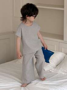 DAZY 2件套幼儿男童休闲条纹短袖上衣和裤子套装，家居服和外套 - 灰色 - 查看 6