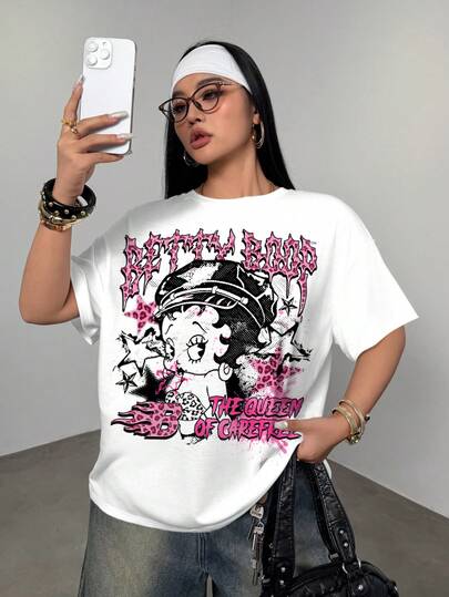 Betty Boop x SHEIN Áo thun nữ cỡ lớn cổ tròn tay ngắn, in họa tiết, đa năng cho cả mặc hàng ngày và ngoài trời.