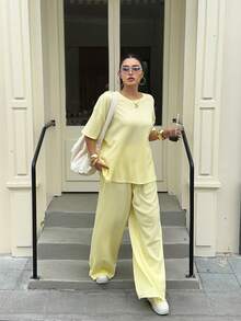 Muchica Plus Size Women's Solid Color Round Neck Short Sleeve T-Shirt And Casual Pants 2-Piece Set - Pale Yellow - View 3