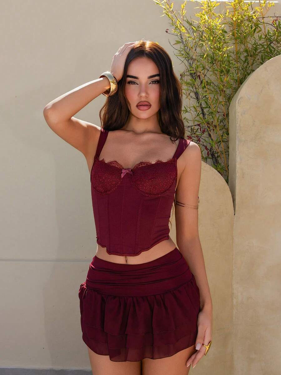 Bris Aura Áo ngực crop top không đường may có gọng ren màu đỏ tía - Màu Đỏ Sâu - Xem 1
