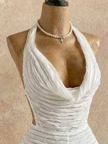 SHEIN BamGlam Bộ jumpsuit nữ mùa hè chất liệu vải xếp nếp, không tay, hở vai, ôm sát, cổ chữ V sâu, gợi cảm, tôn dáng và thời trang; thích hợp cho các bữa tiệc, hẹn hò, ngày Valentine, lễ hội, lễ Phục sinh, các dịp lễ phương Tây, du thuyền, kỳ nghỉ, bãi biển, lễ hội âm nhạc và các kỳ nghỉ theo phong cách Bohemian. - trắng - Xem 5