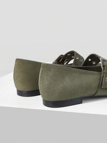 Mnmlis Women's Pointed Corns Buckle Design Fashionable Daily Travel Casual Shoes - Army Green - View 4