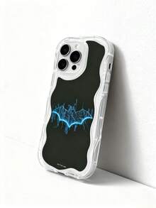 BATMAN X SHEIN Ốp lưng điện thoại iPhone với logo Batman Neon, viền lượn sóng trong suốt. - Nhiều màu - Xem 3