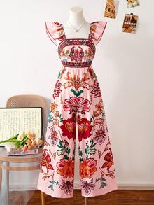 SHEIN Sparklyn 这款连体裤以柔和的米色为底，饰以鲜艳的红橙色花朵和绿色叶子图案，营造出生机勃勃的春日花园氛围。方形领口凸显肩颈线条，飘逸的袖子和阔腿裤型则带来轻松又不失吸睛的造型。无论是海滩度假、花园派对，还是漫步于充满艺术气息的市集，这款连体裤都能让你散发出无忧无虑的假日气息。 - 粉色 - 查看 4