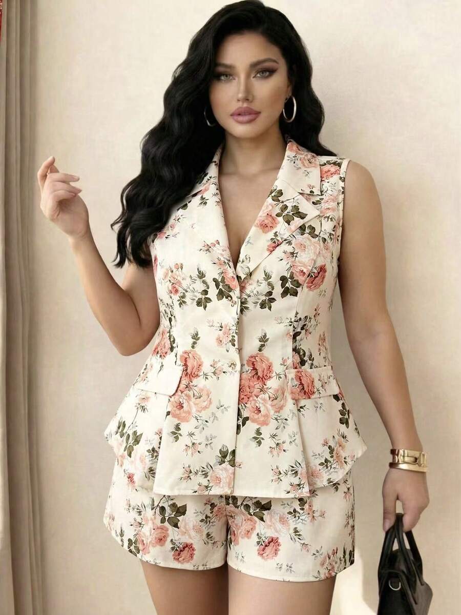 Elenzga 大码女士优雅面料夏季背心套装短裤两件套，开襟设计，蝴蝶结，纽扣装饰，3D纽扣设计裤子，短裤，套装款式，适合毕业典礼、节日、情人节、音乐节、母亲节、万圣节、感恩节、复活节、国庆节、舞会、约会、派对、婚礼、郊游等场合。女士两件套套装，早午餐服装，女士两件套套装，女士碎花两件套，女士商务休闲短裤套装，碎花两件套。 - 杏色 - 查看 1