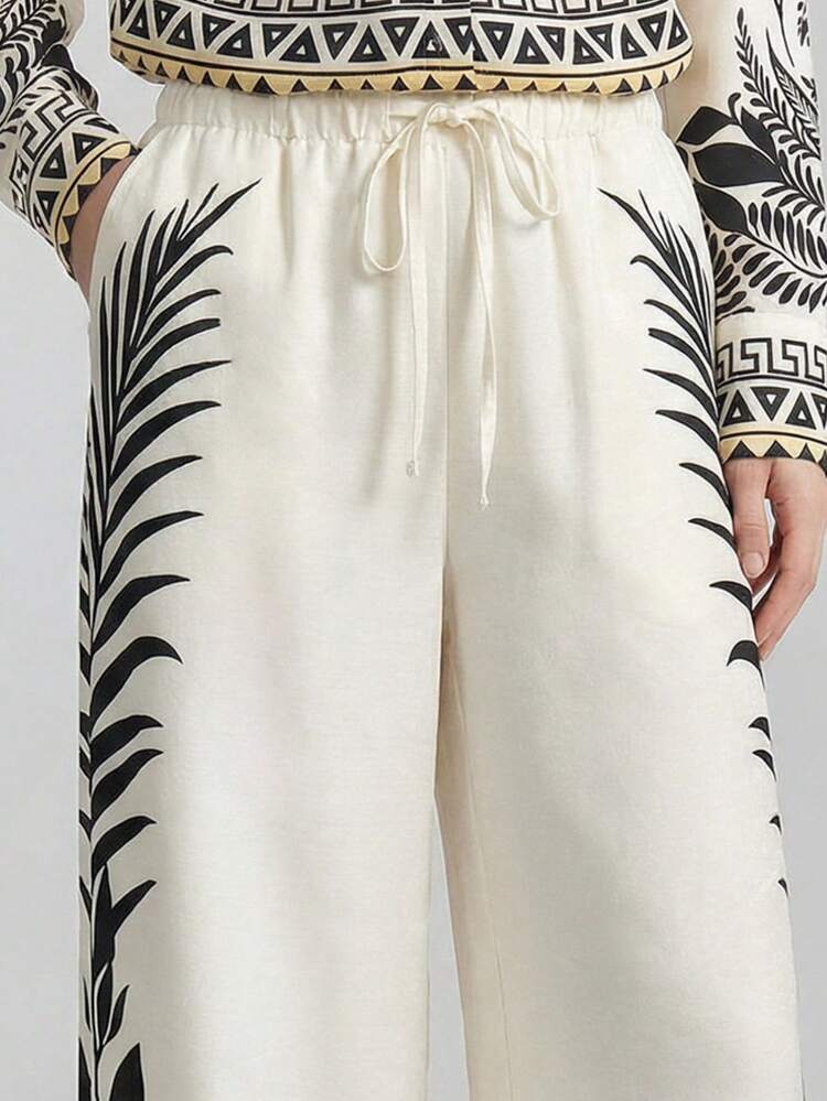 Women's Beige Base Pattern Shirt, Floral Tropical Print, Relaxed Fit With Pockets, Bohemian Urban Chic Business Casual Elegant Minimalist Luxe Bohemian Western Casual Boho Boho Beach Airport Cruise Wedding Guest Seaside Beach Holiday Style, , High-Quality Wear, Outfit, Versatile Pants All-Season Style Holiday Outfits Women's Clothing, Country Music Concert Style, Style Clothing, Nomadic Fashion Summer Street Fashion Wear, Clothing, Coffee Shop, Relaxed Wear All-Season