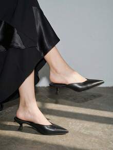 Dép lê mũi nhọn mùa hè 2025 cho nữ, sandal đế thấp hở gót, giày lười thời trang gót mỏng, gót nhọn. - màu đen - Xem 2