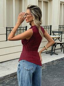 Siren Gaze Áo tank top nữ kẻ sọc cổ bẻ xếp ly ôm dáng thường ngày - Màu Đỏ Sâu - Xem 2