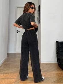 SHEIN EZwear 休闲简约风白色字母黑色95%纯棉女士宽松T恤裤套装，适合春季、夏季及运动季节穿着。 - 黑色 - 查看 2