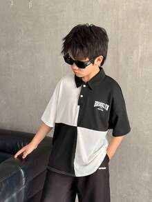 SHEIN Little Byeori 1 pieza Camisa polo de estilo coreano con parches para niño preadolescente, de corte holgado, de manga corta y cuello, de unicolor, adecuada para ir y venir, la escuela, uso casual, viajes, deportes, primavera/verano - Blanco y Negro - Ver 4