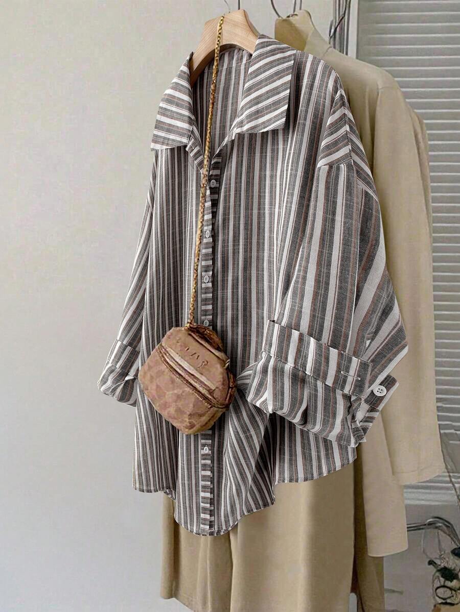 SHEIN LUNE Conjunto de Acción de Gracias para mujer de talla grande, ropa de otoño para uso casual diario. Camisa de manga larga con estampado geométrico para mujer de talla grande. Camisa holgada y cómoda de estilo largo para el hogar y las vacaciones, atuendos de otoño, conjunto de Acción de Gracias para mujer, conjunto navideño para mujer, blusa casual holgada y cómoda de estilo largo para el hogar y las vacaciones, atuendos de otoño, blusa para días festivos - Multicolor - Ver 1