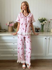 Snug Reverie 女士粉色爱心条纹印花荷叶边短袖上衣和裤子睡衣套装，休闲家居服两件套 - 粉色 - 查看 3