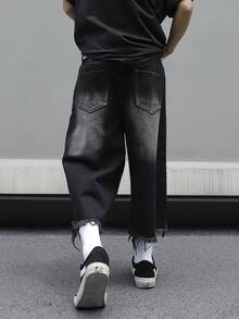 Manfinity EMRG 男士宽松破洞口袋休闲牛仔短裤 - 黑色 - 查看 2