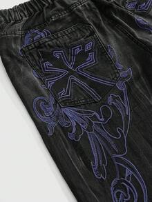 Plus Size Retro Street Style Back Pocket Floral Embroidery Pattern Loose Denim Capri Shorts - Blue - View 4