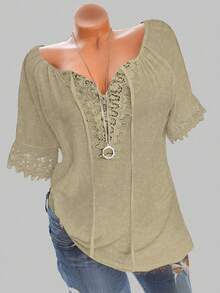 SHEIN LUNE Áo kiểu nữ cỡ lớn cổ nơ, phối bèo nhún, tay ngắn, thời trang, thanh lịch, gợi cảm, tinh tế, hở vai, thích hợp mặc mùa hè. - Màu Khaki - Xem 1