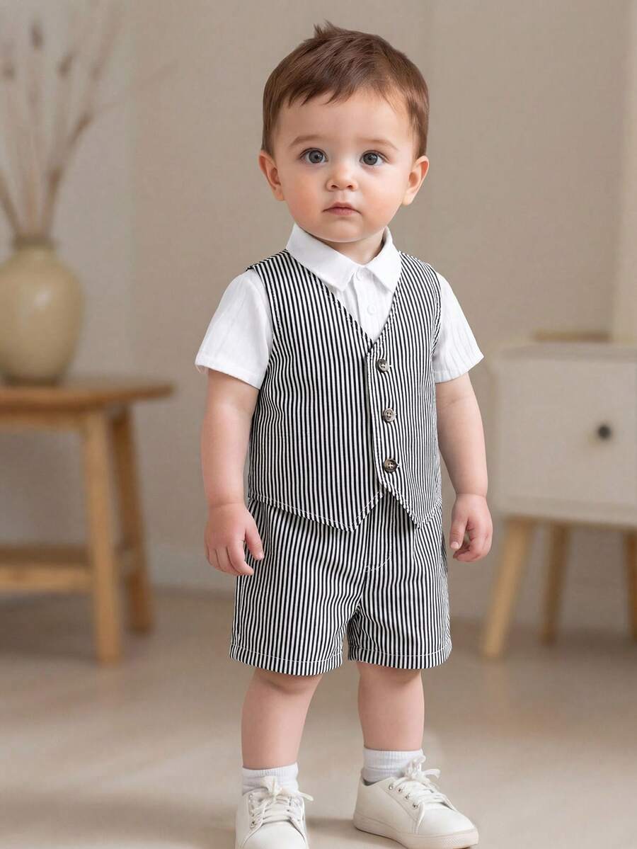 Bộ quần áo lịch lãm cho bé trai: Áo vest một hàng cúc và quần short kẻ sọc. - Đen và trắng - Xem 1